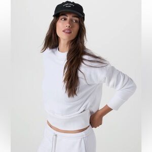 NWT! VUORI SEDONA WEEKENDER CREW in WHITE